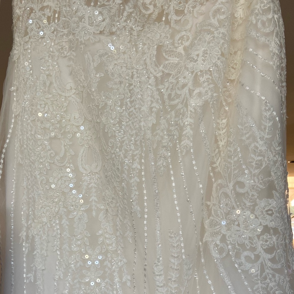 Pronovias Titan Wedding Dress (size: 18, new with tags, never worn) - Picture 2 of 8